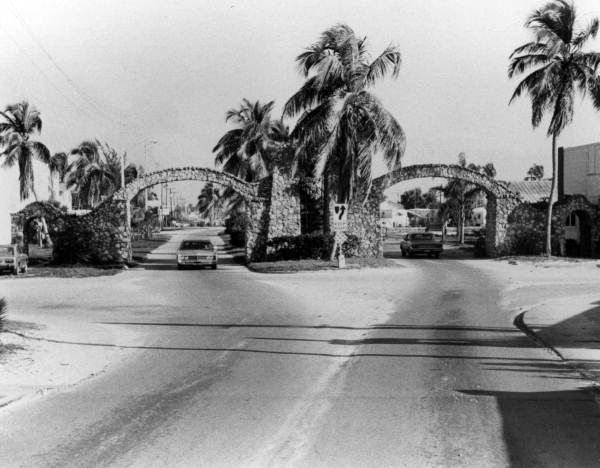 Historic entrance arches to Fort Myers Beach, 1977